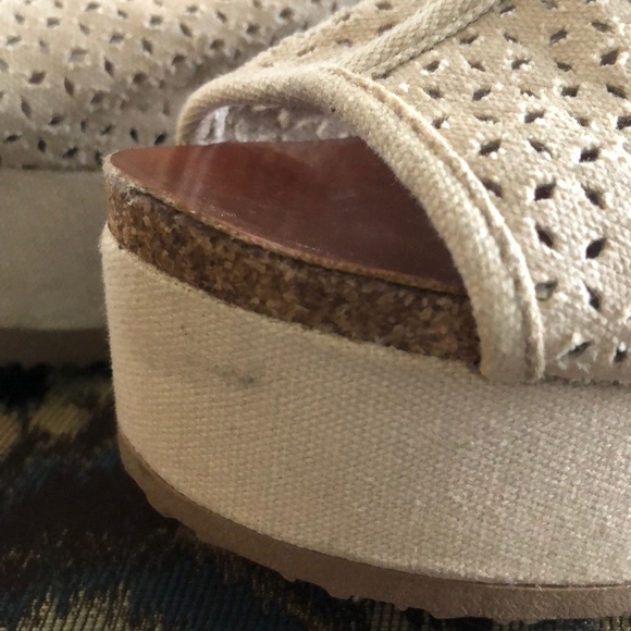 LIKE NEW Summer Wedges in Natural Stone Color - Picture 12 of 16